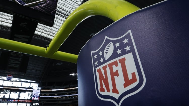 US Sports Betting Enters Football Season On Record Pace